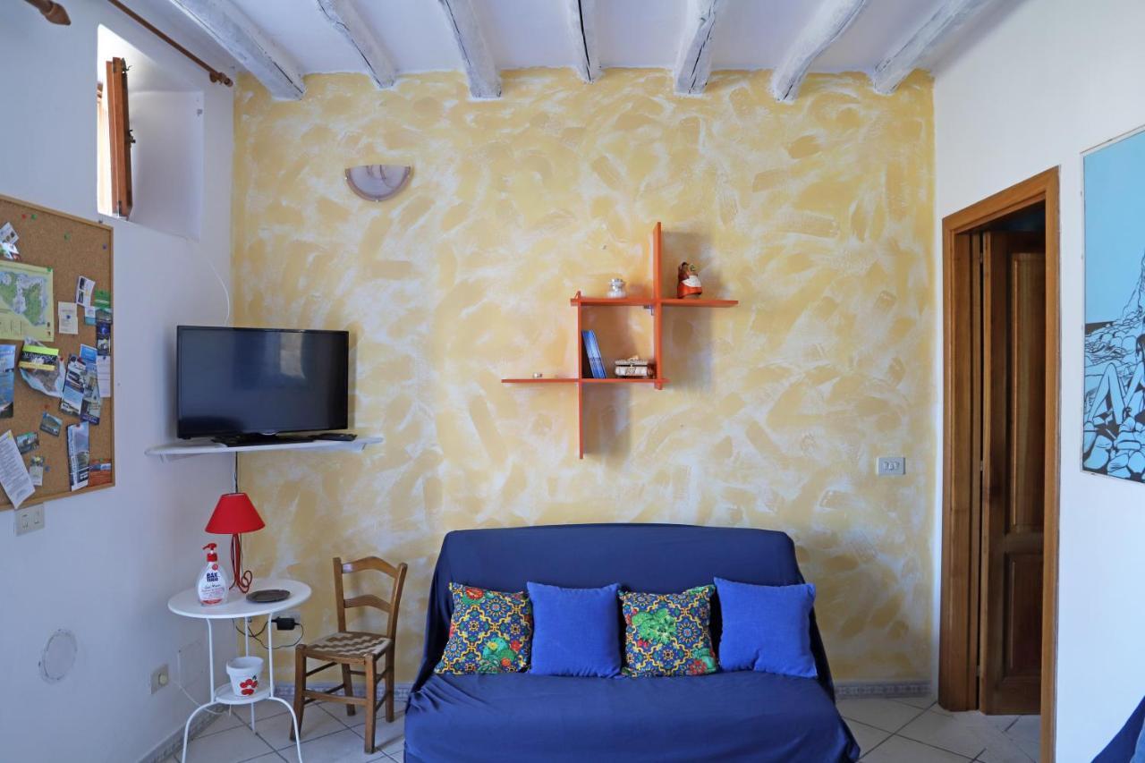 Casa Vacanze Lorenzo Villa Malfa  Dış mekan fotoğraf